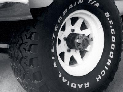 Ανακαλεί 841.000 ελαστικά η Michelin